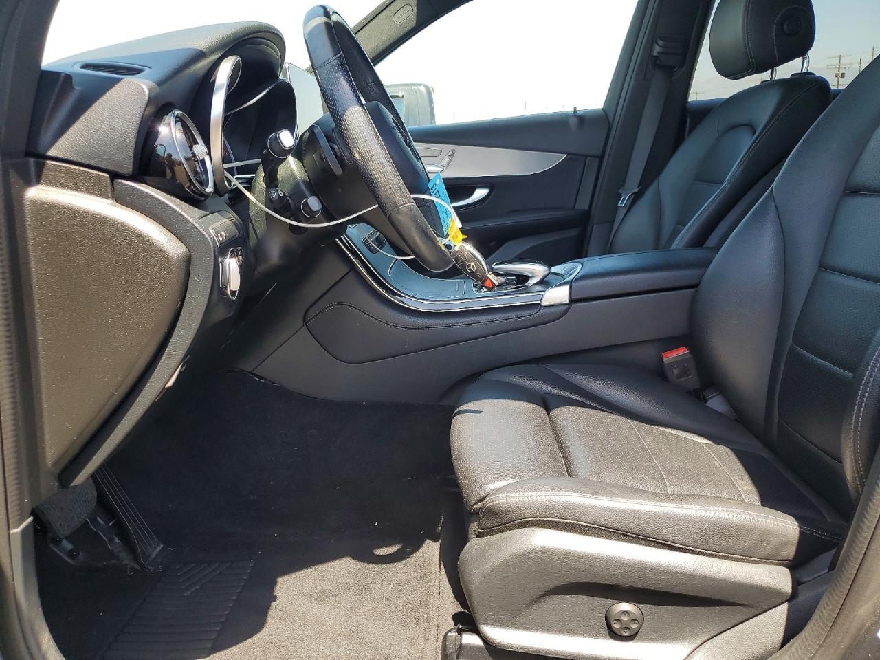 2019 Mercedes-Benz Glc 350E - Image 7