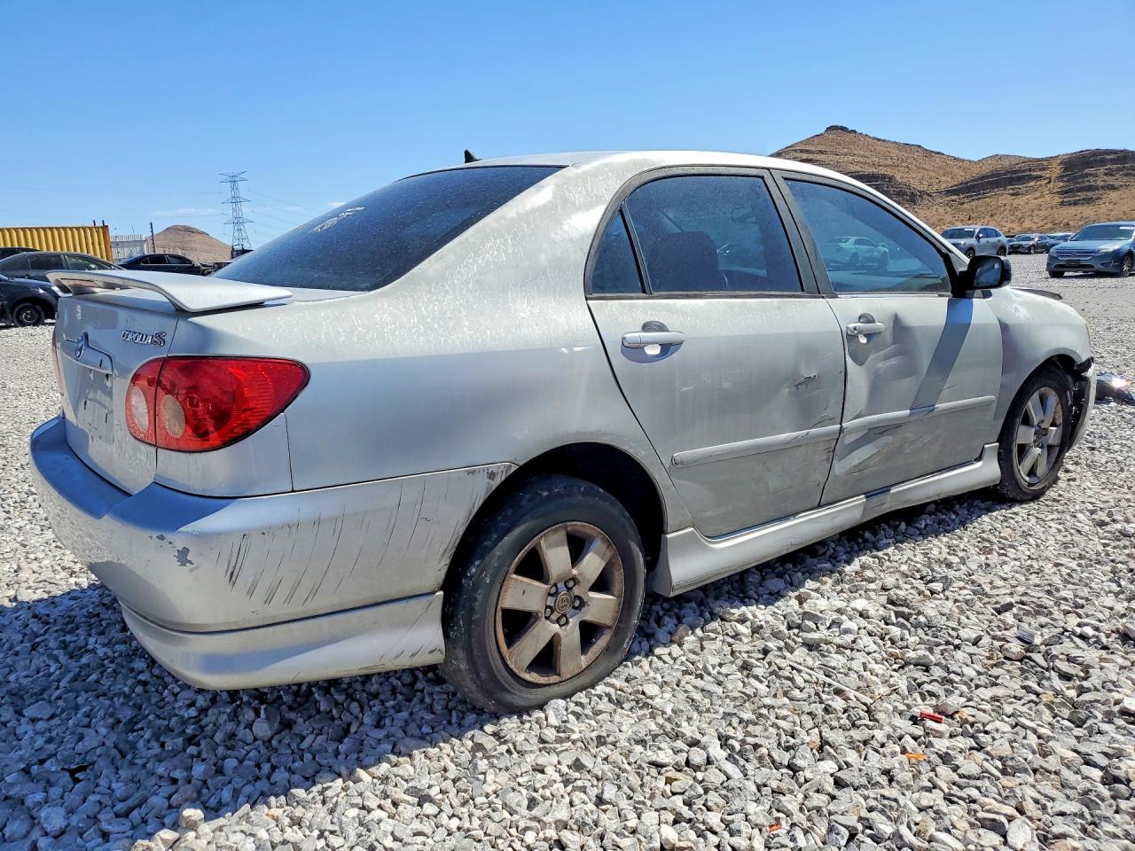 2005 Toyota Corolla S - Фото 3