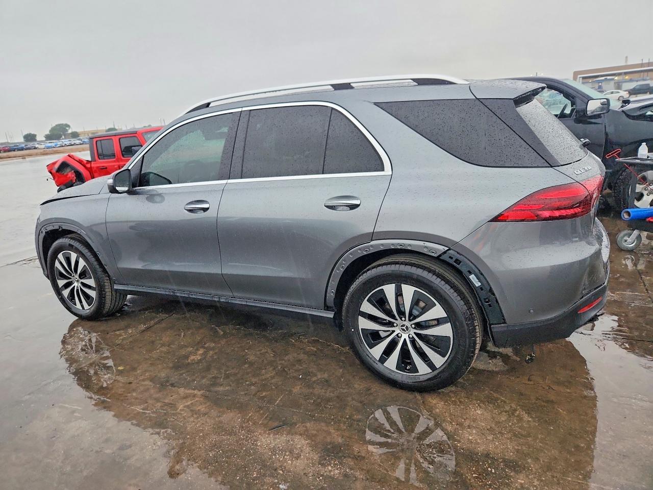 2026 Mercedes Benz Gle 350 - Image 2