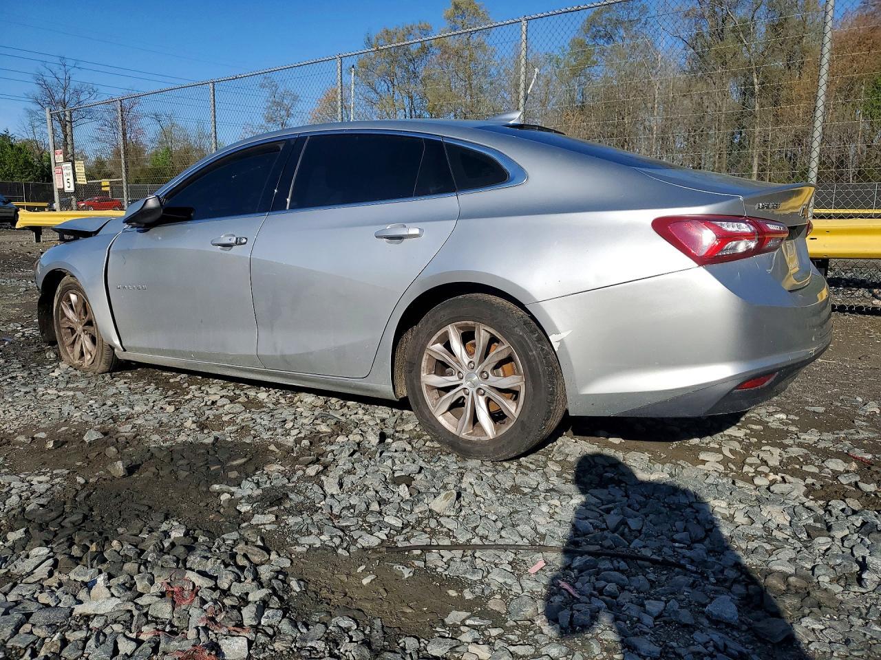 2019 Chevrolet Malibu Lt - Image 2