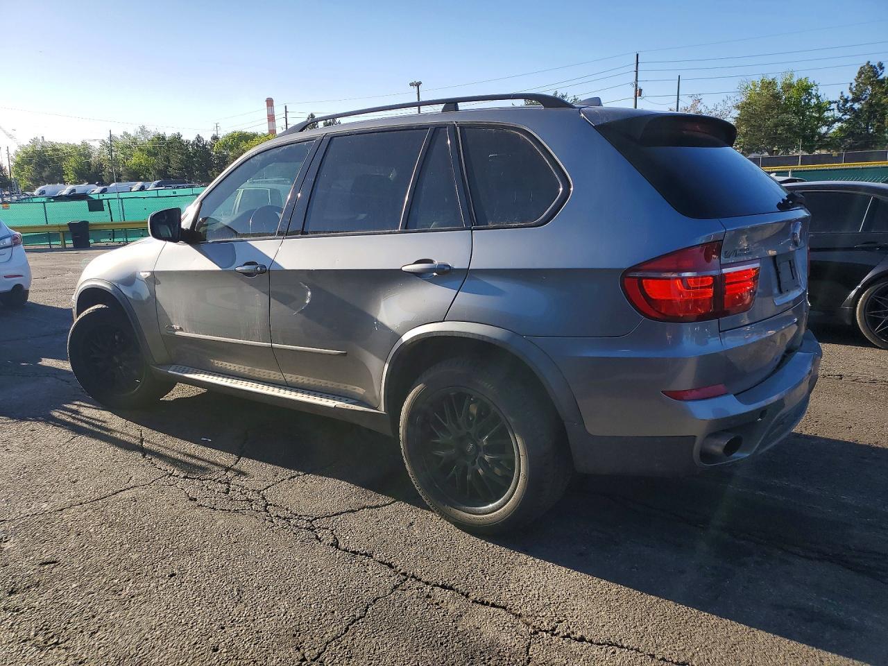 2011 BMW X5 xDrive35I - Image 2