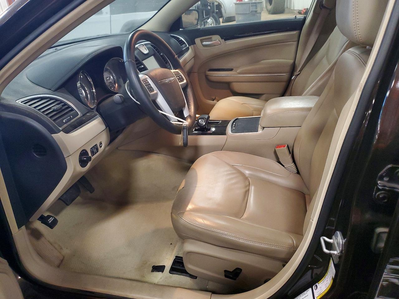 2013 Chrysler 300 - Фото 7