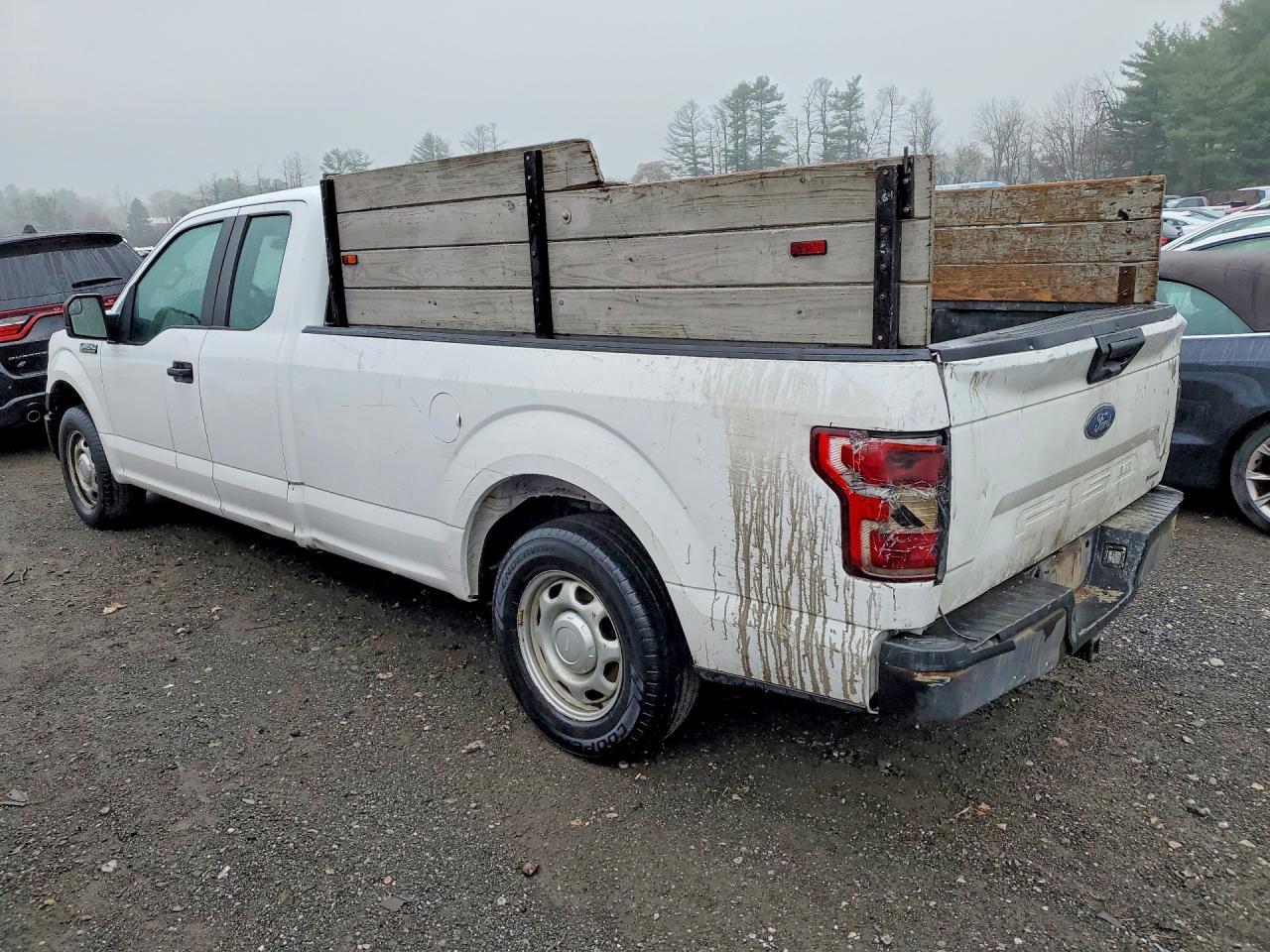 2018 Ford F150 Super Cab - Image 2