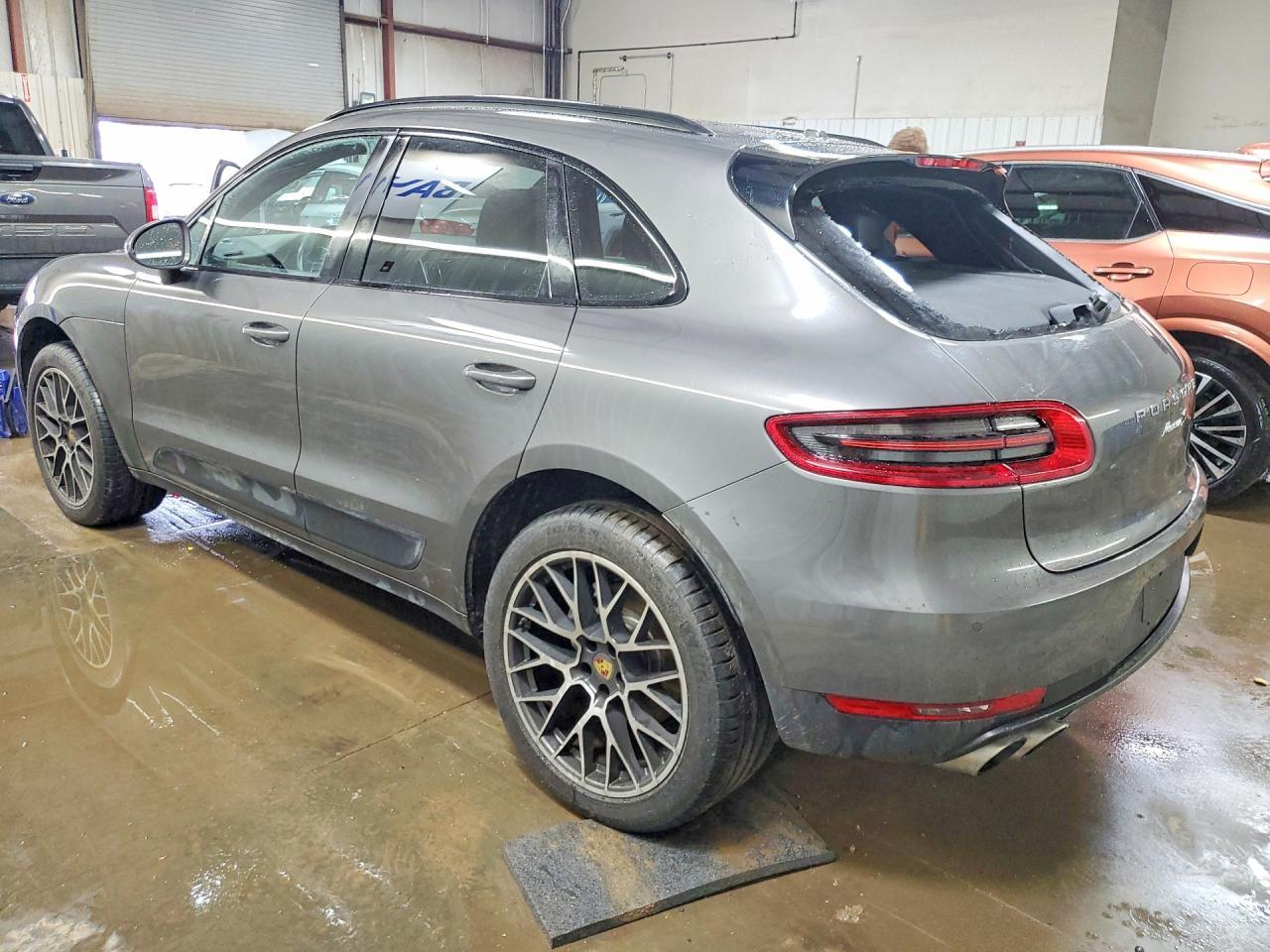 2017 Porsche Macan S - Фото 2