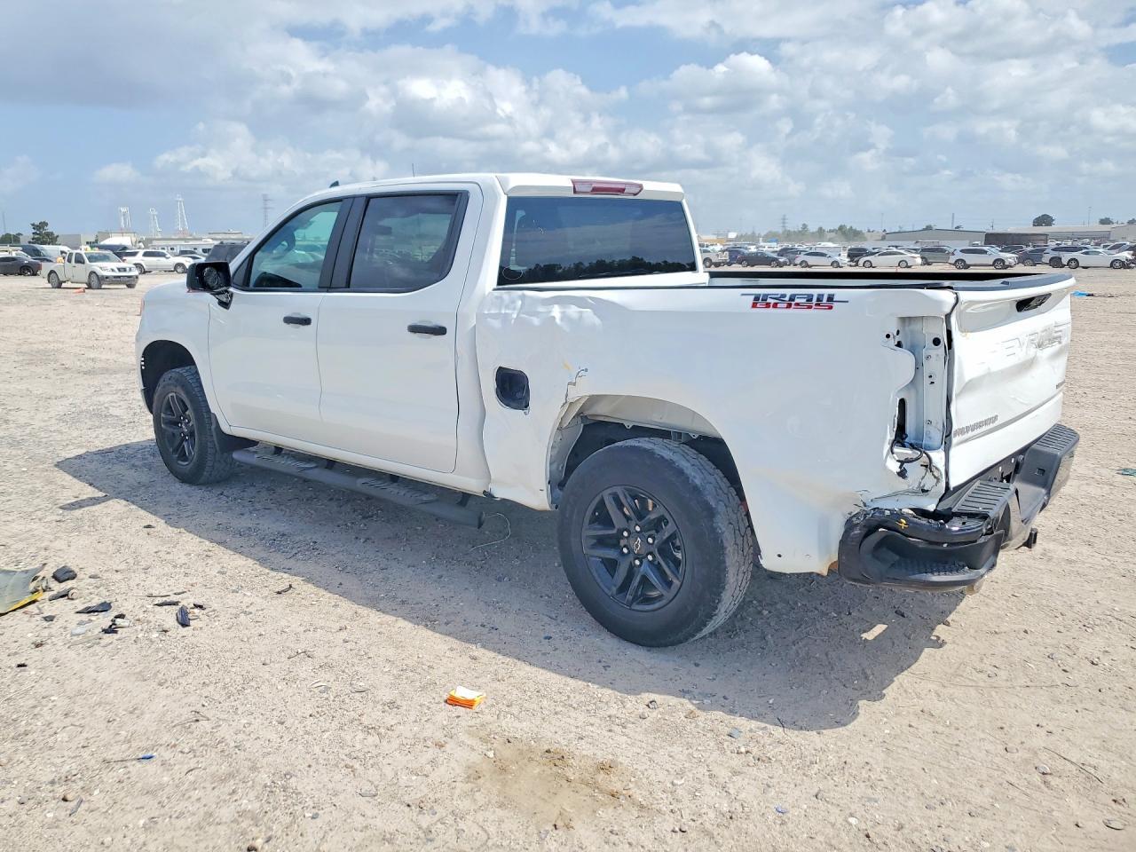 2025 Chevrolet Silverado K1500 Trail Boss Custom - Фото 2