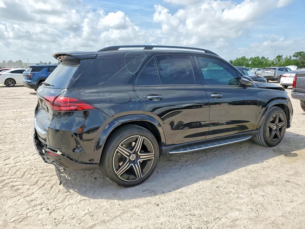 2025 Mercedes-Benz Gle 450E 4Matic - Image 3