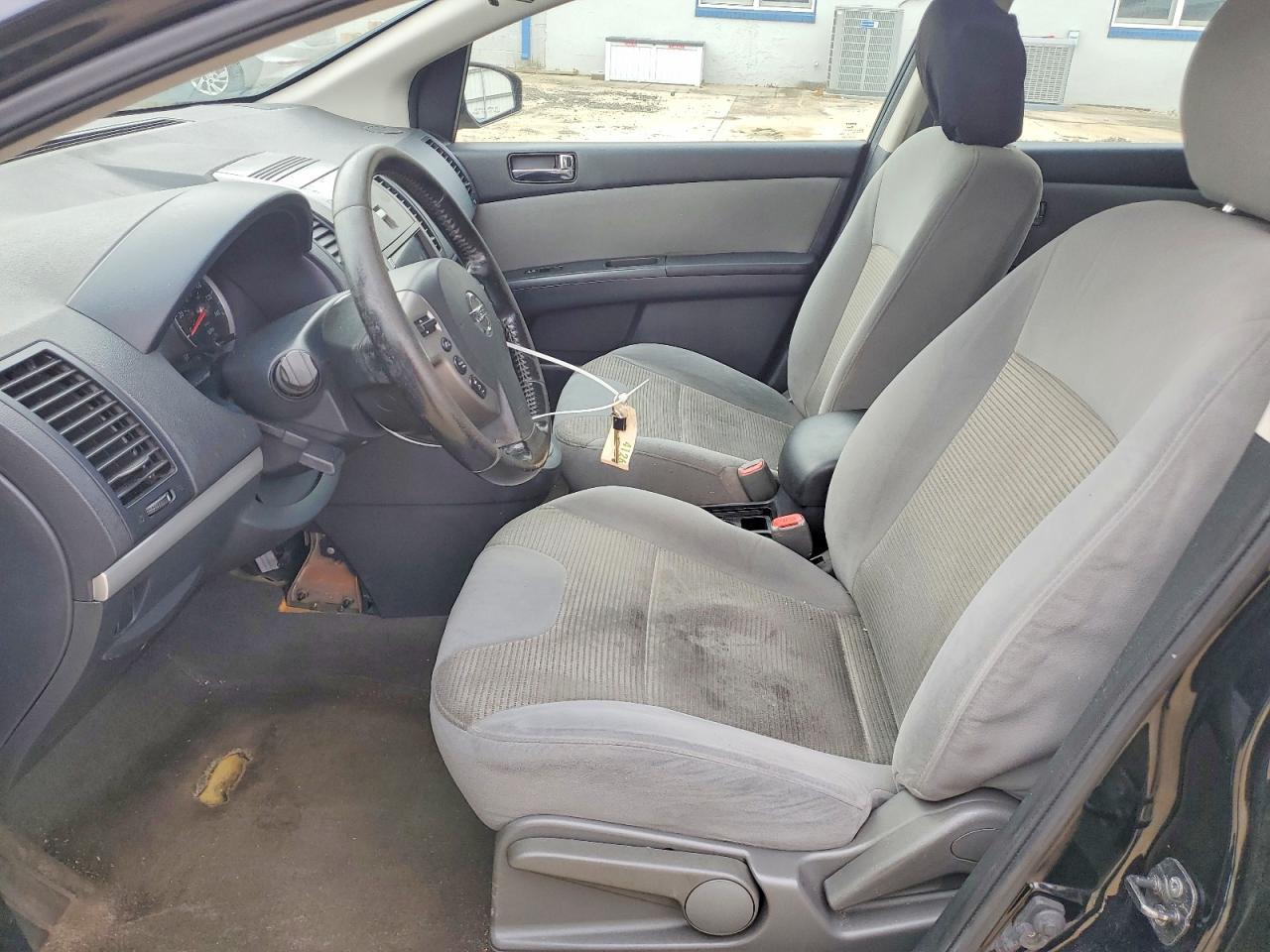 2010 Nissan Sentra 2.0 - Фото 7