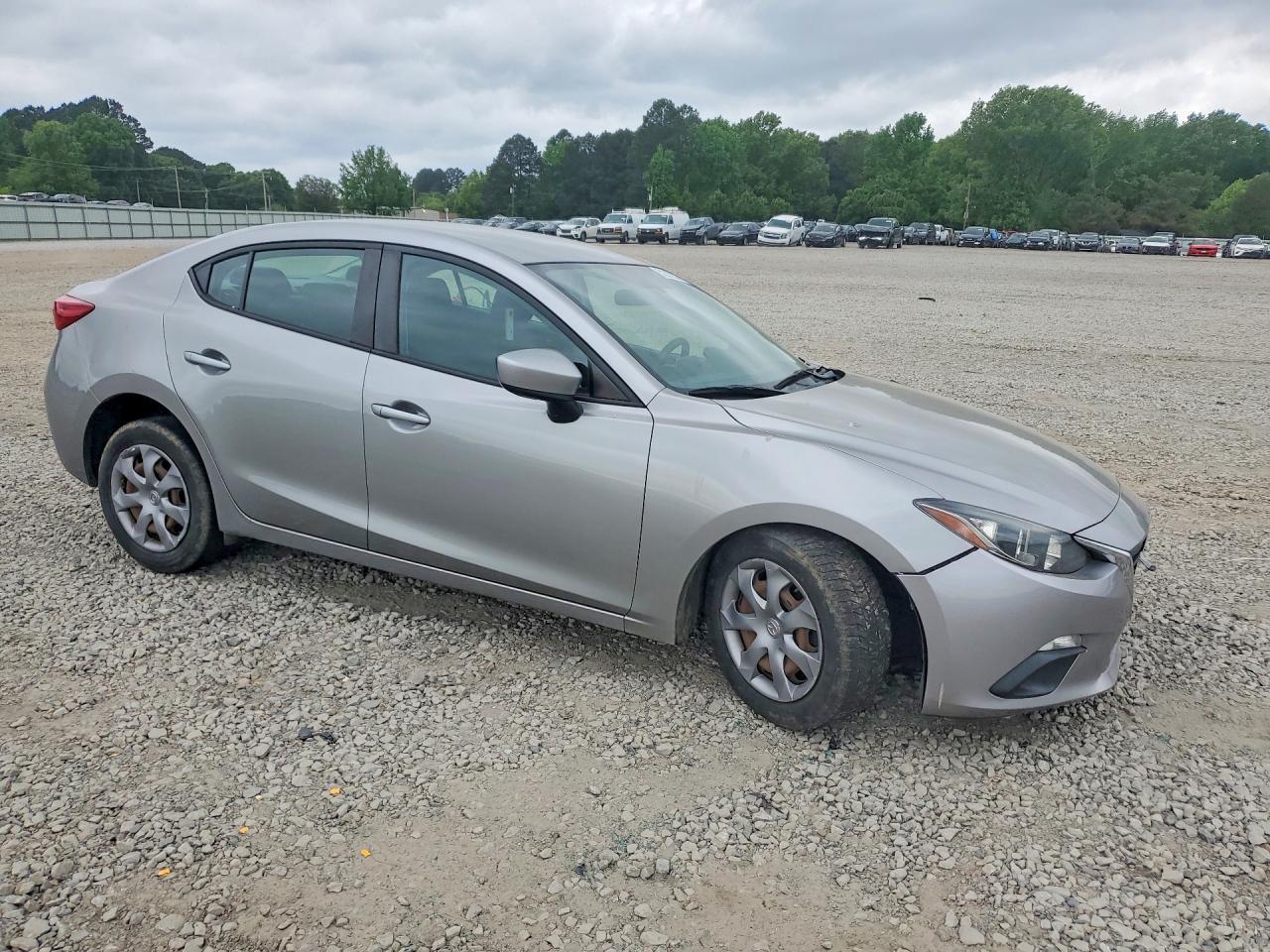 2015 Mazda 3 Sport - Image 4