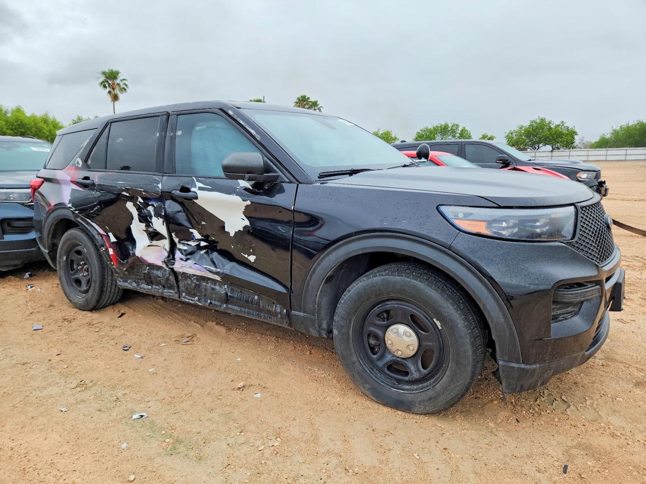 2023 Ford Explorer - Image 4