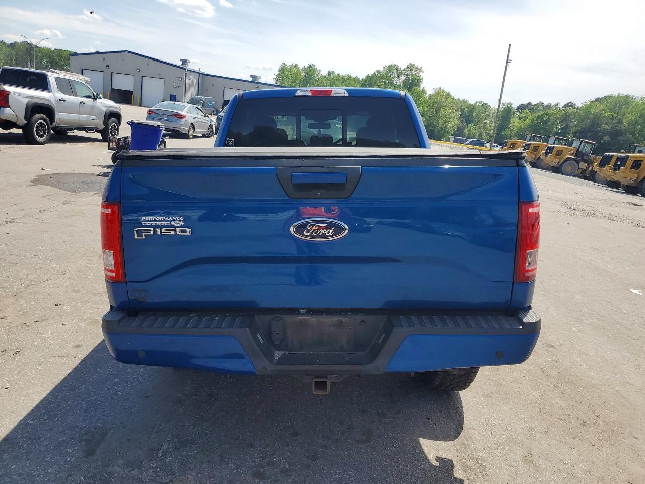2017 Ford F150 Super Cab - Image 6