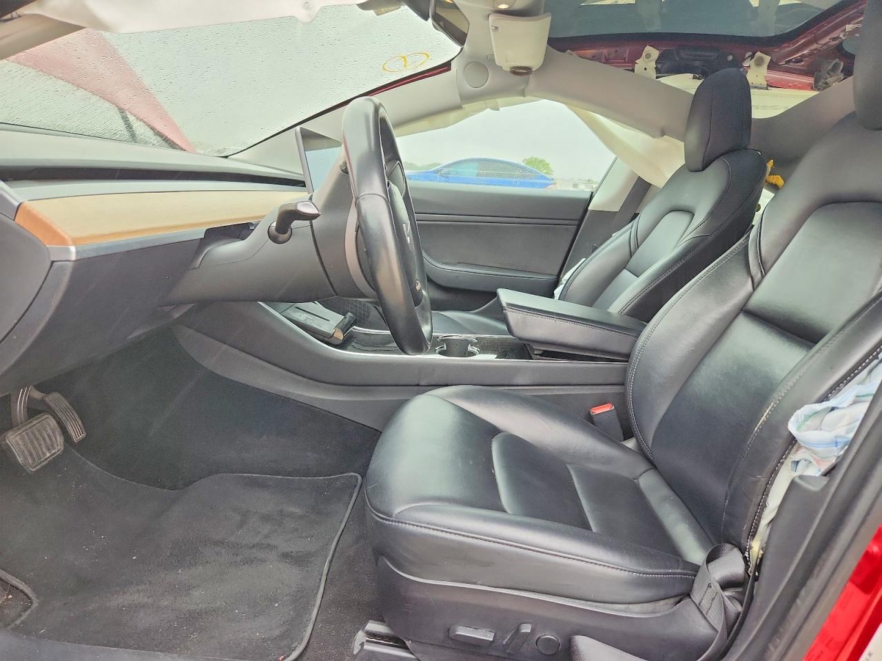 2018 Tesla Model 3 - Image 7