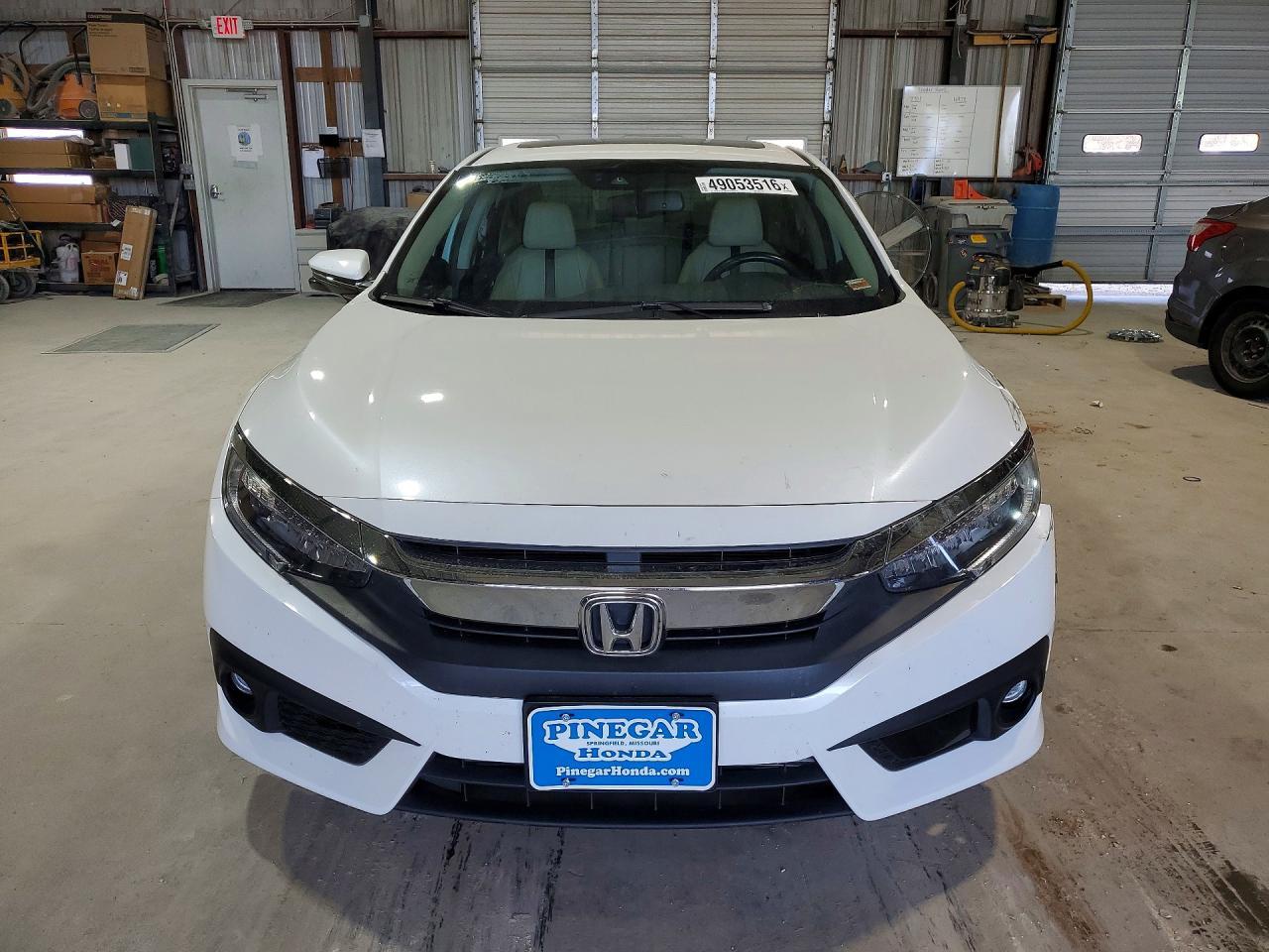 2017 Honda Civic Touring - Фото 5