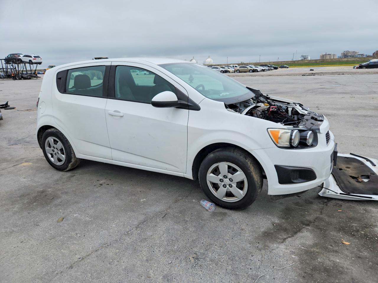 2016 Chevrolet Sonic Ls - Фото 4
