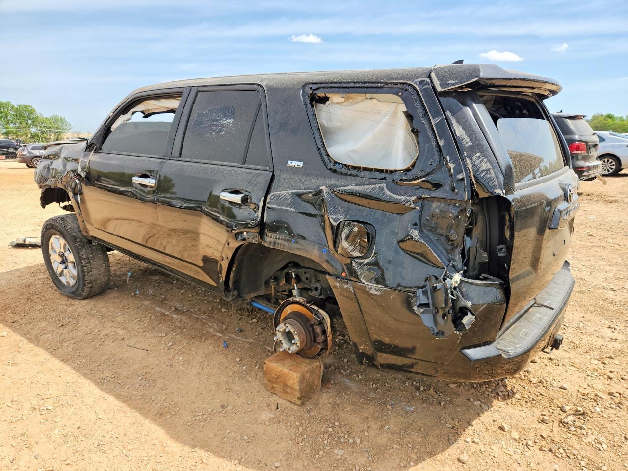 2015 Toyota 4Runner Sr5 - Image 2