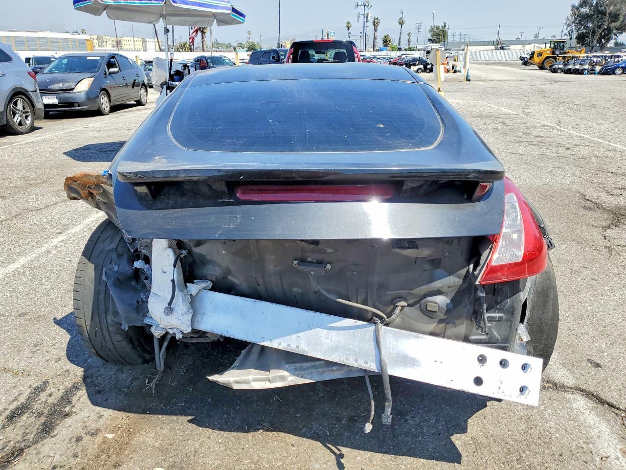 2017 Nissan 370Z Base - Фото 6