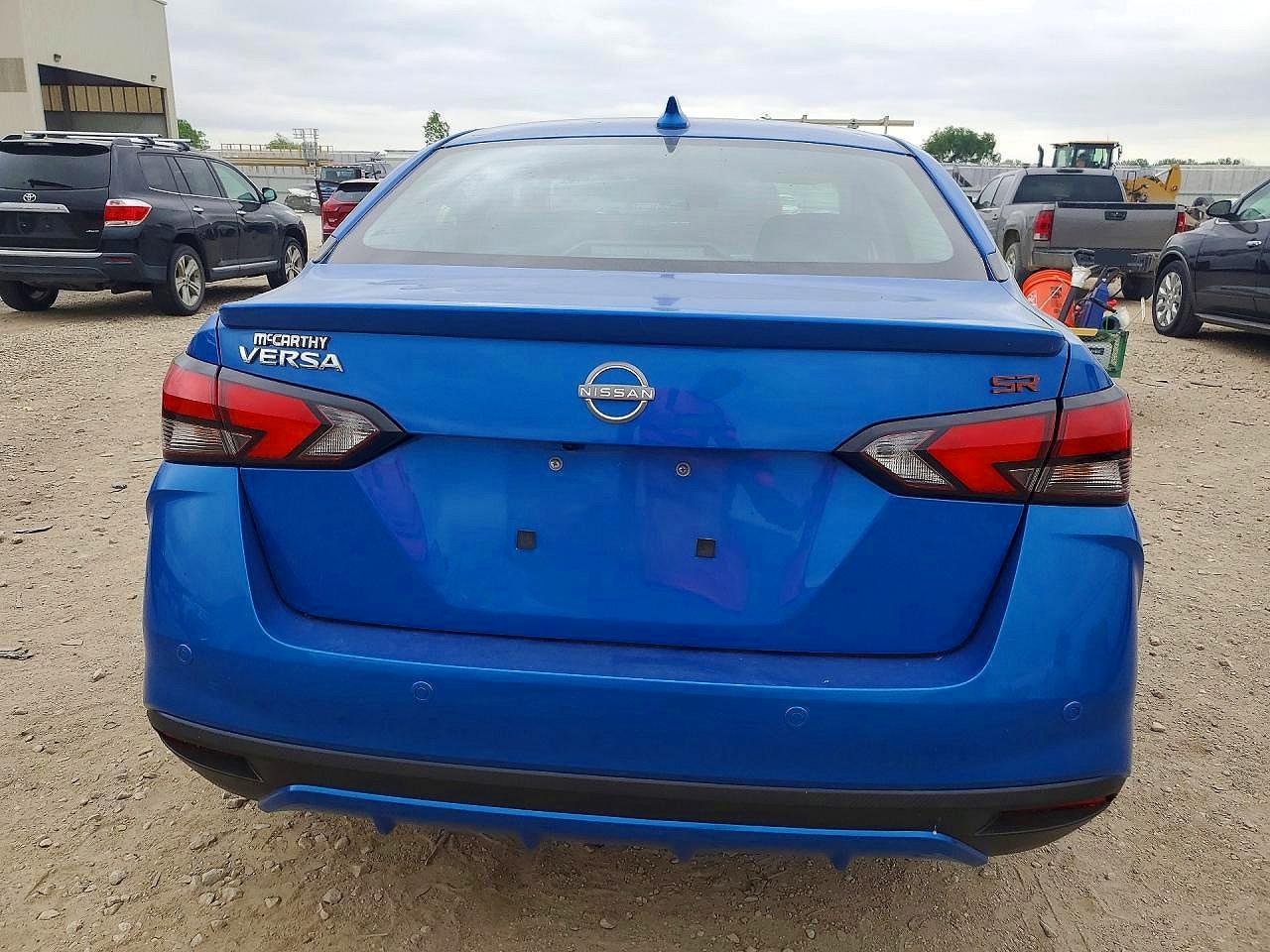 2023 Nissan Versa Sr - Image 6