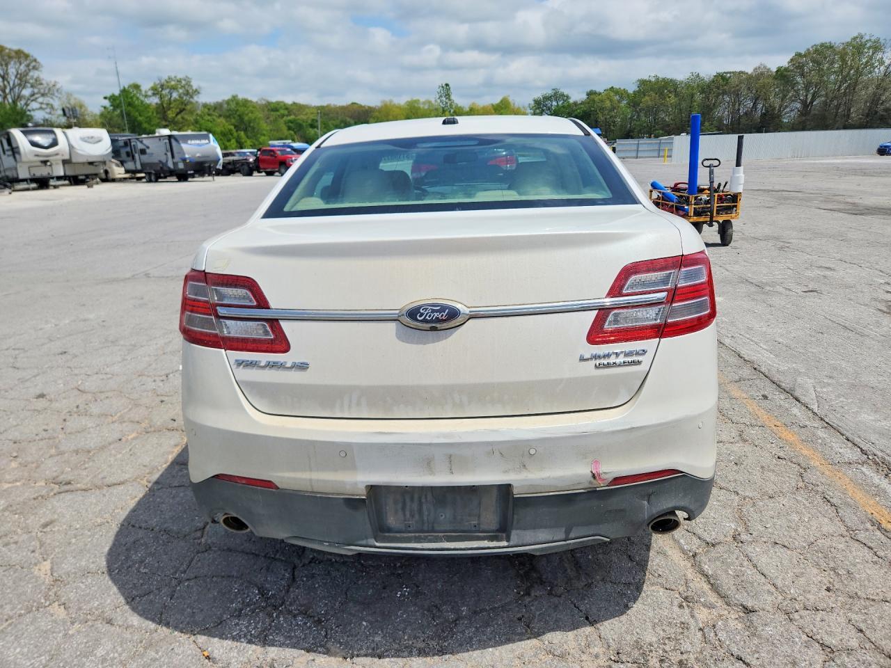 2013 Ford Taurus Limited - Фото 6