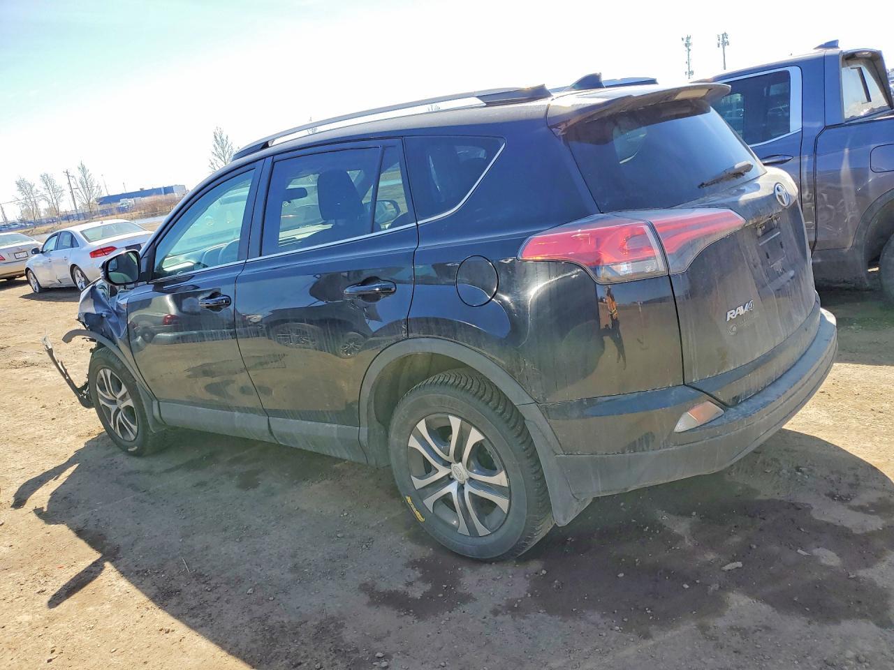 2017 Toyota Rav4 Le - Фото 2
