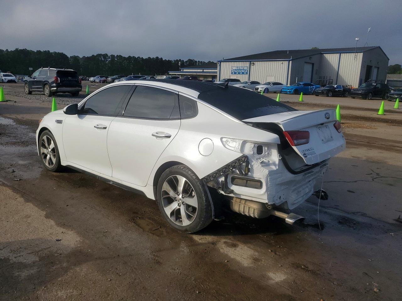 2020 Kia Optima S - Image 2