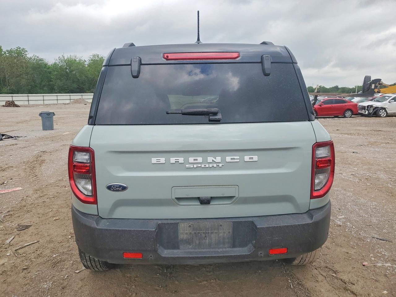 2024 Ford Bronco Sport Outer Banks - Image 6