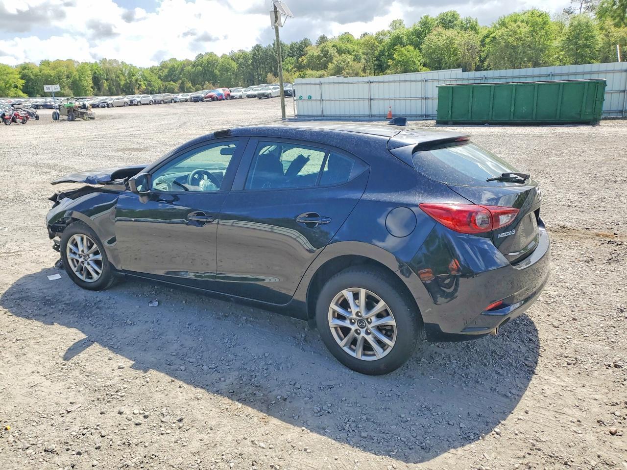 2017 Mazda 3 Sport - Фото 2