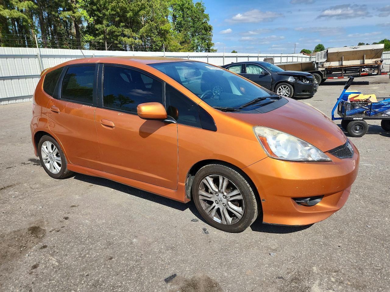 2011 Honda Fit Sport - Image 4