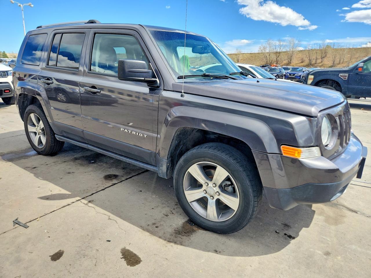 2017 Jeep Patriot Latitude - Image 4