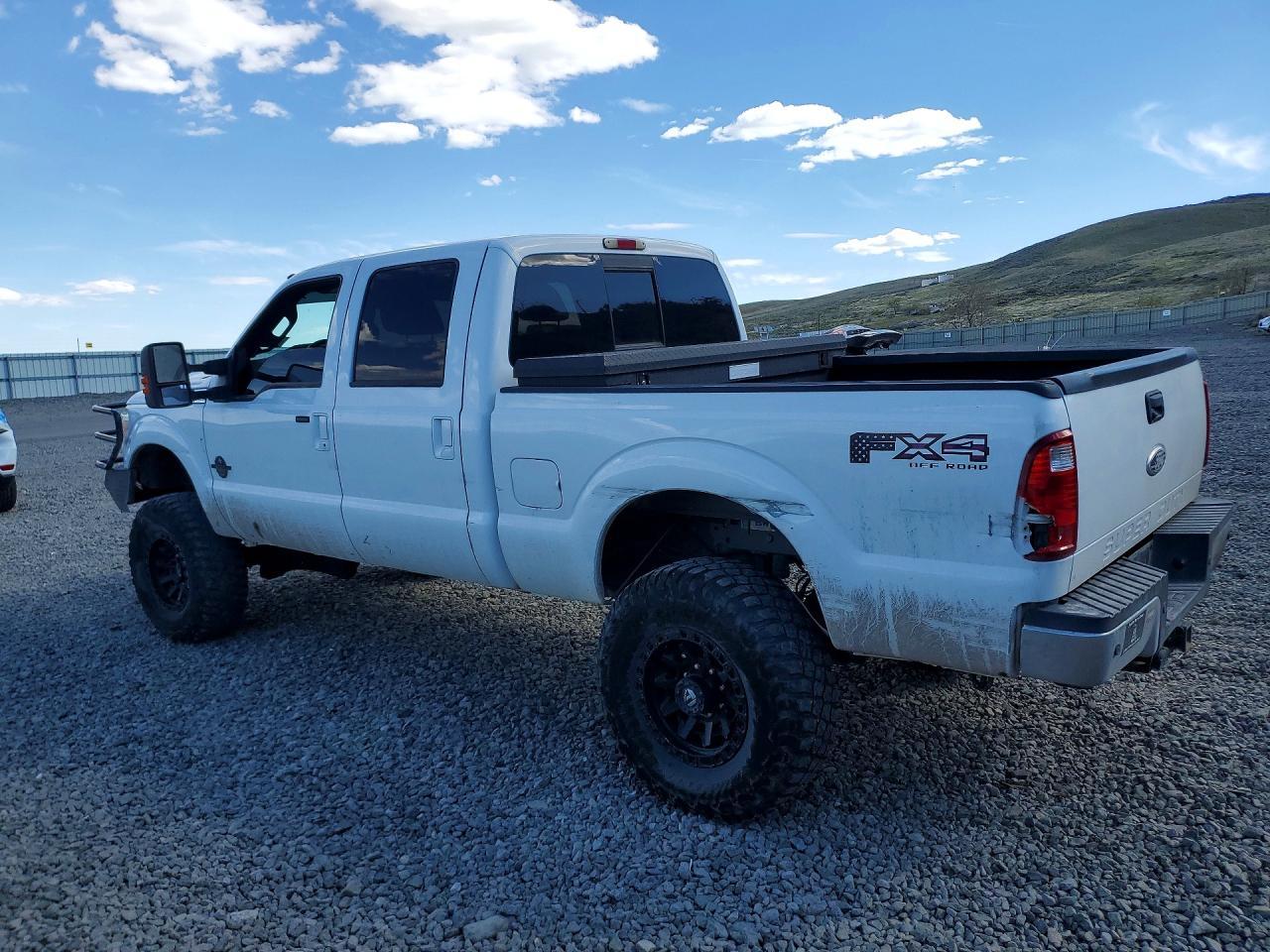 2011 Ford F250 Super Duty - Фото 2