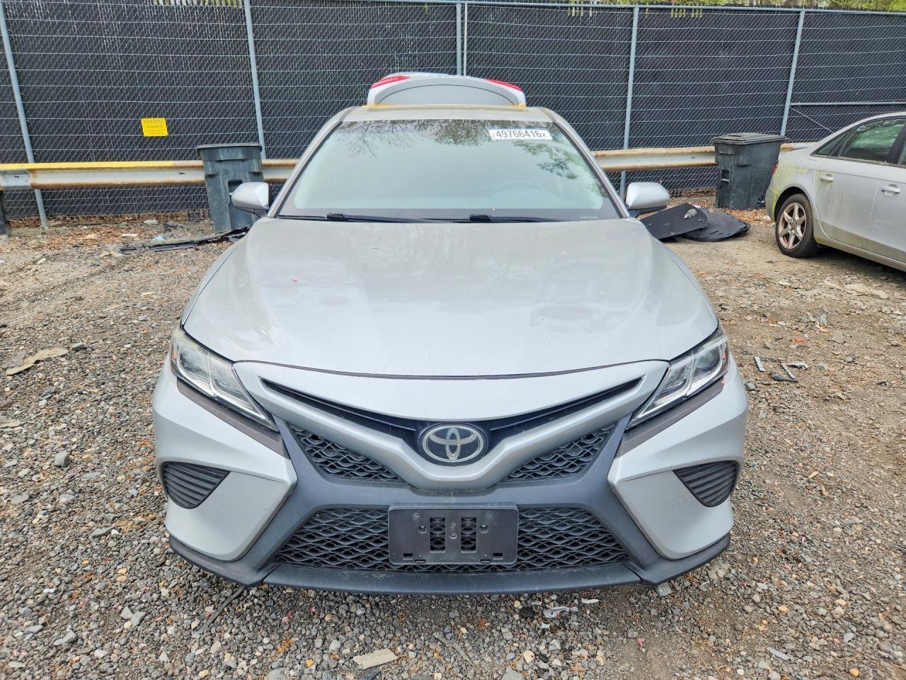 2018 Toyota Camry Se - Фото 5