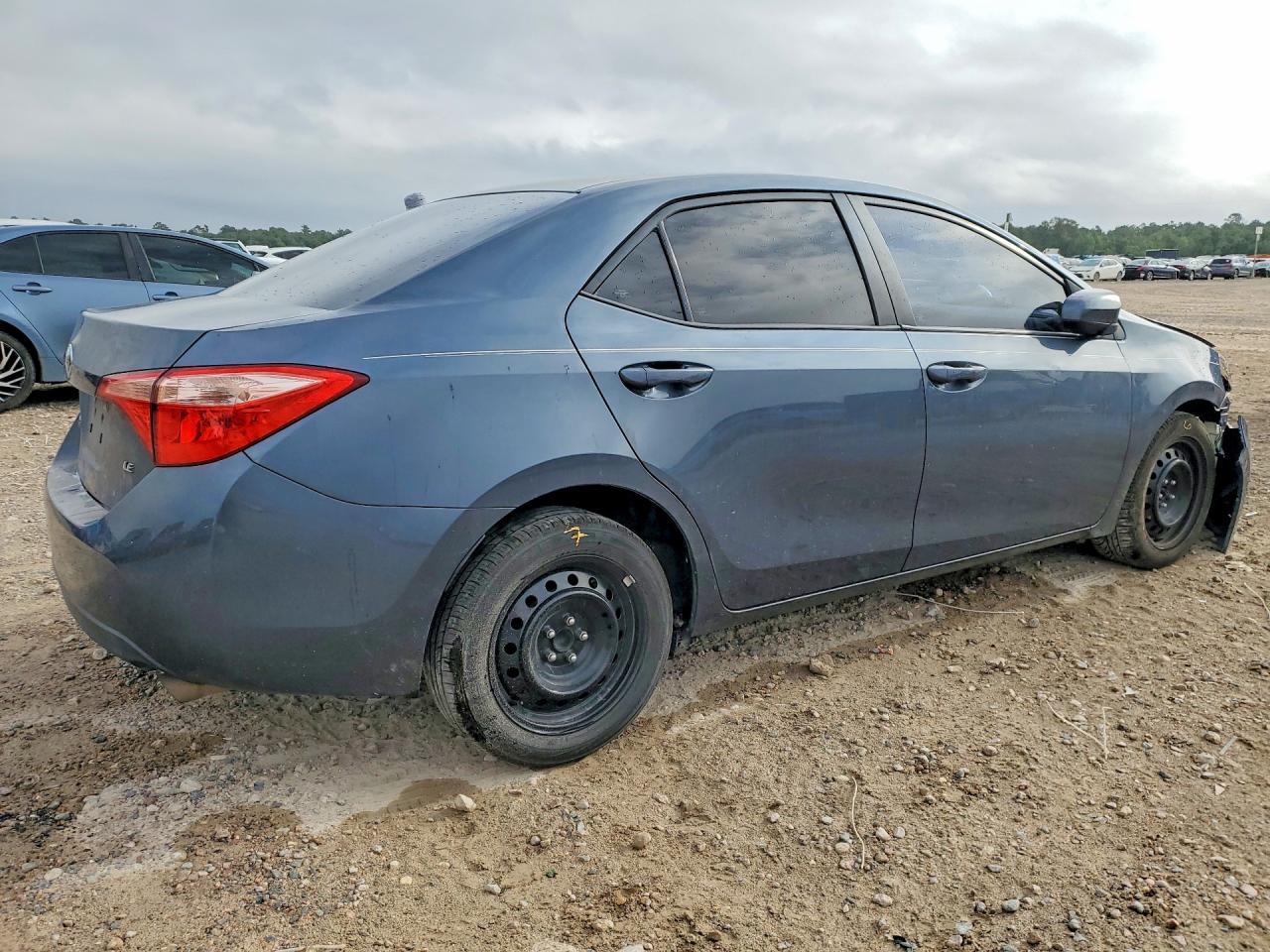 2019 Toyota Corolla Le - Image 3