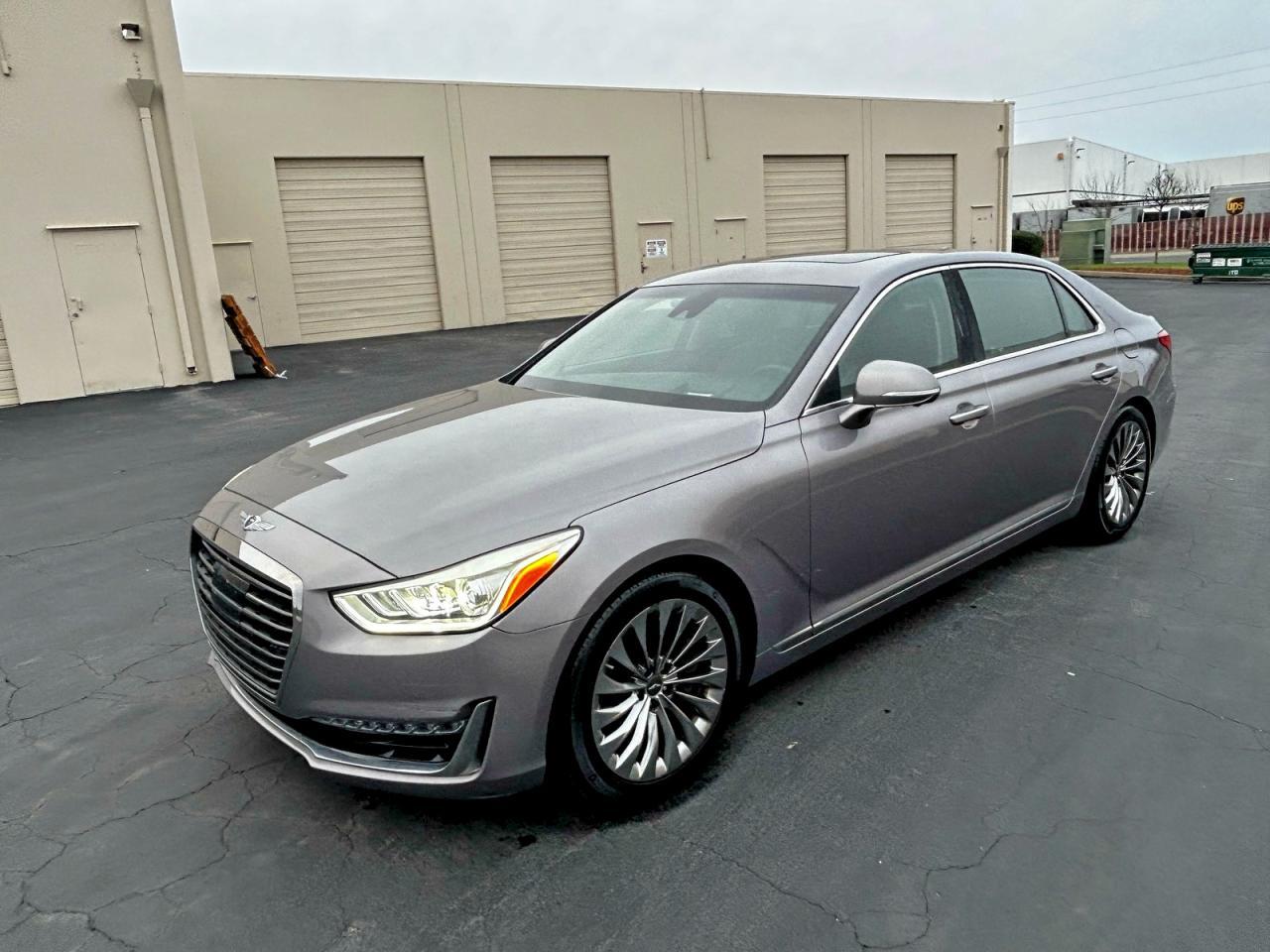 2018 Genesis G90 5.0 Ultimate - Фото 2