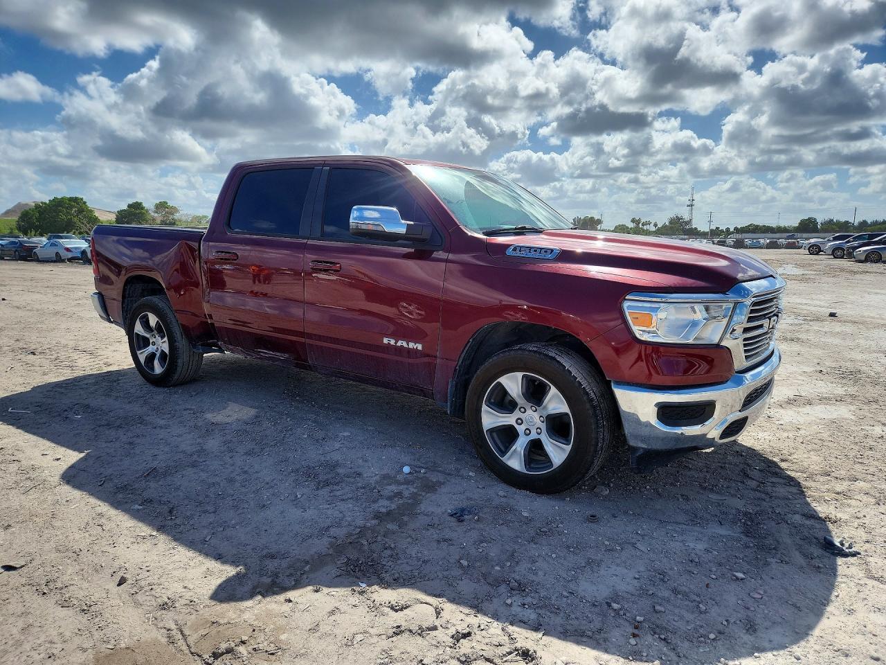 2024 Ram 1500 Laramie - Фото 4