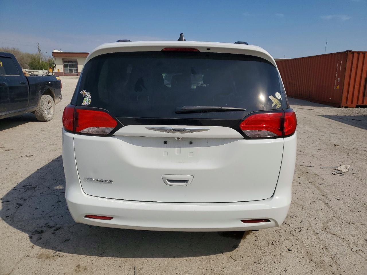 2021 Chrysler Voyager Lxi - Image 6