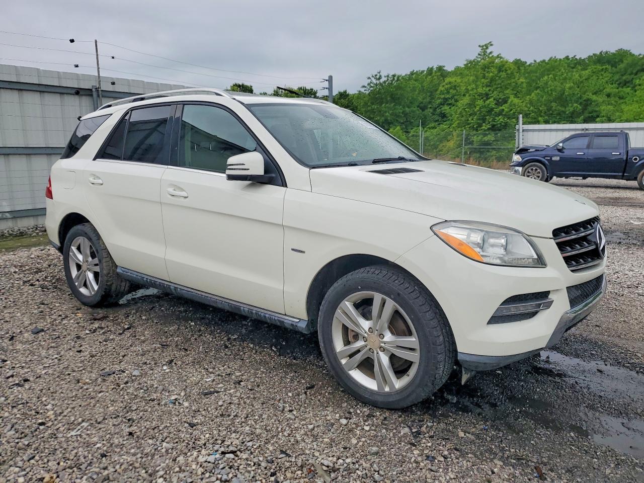 2012 Mercedes-Benz Ml 350 4Matic - Image 4
