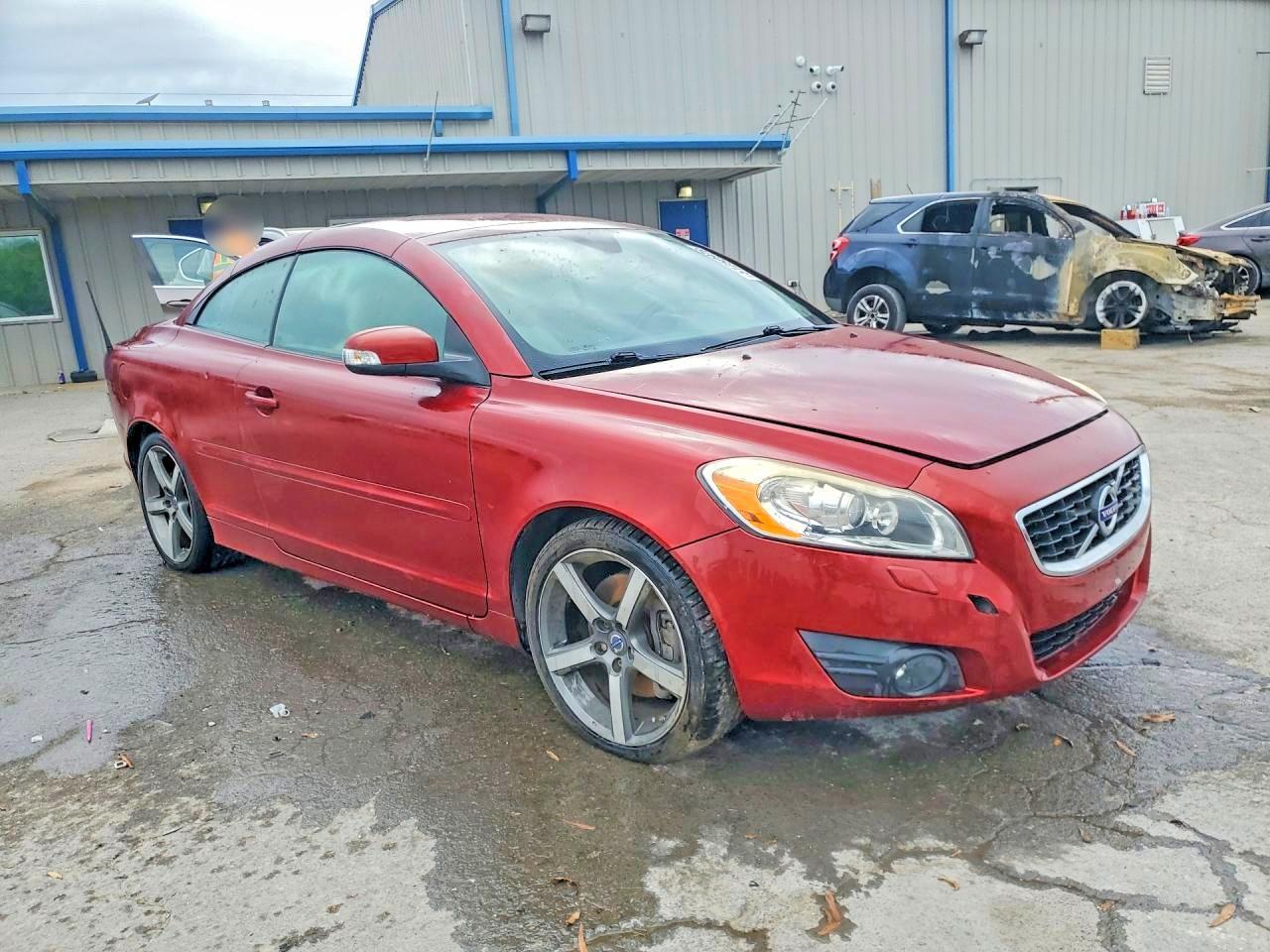 2011 Volvo C70 T5 - Image 4