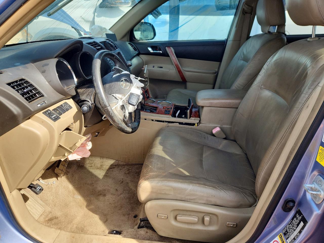 2010 Toyota Highlander Limited - Image 7