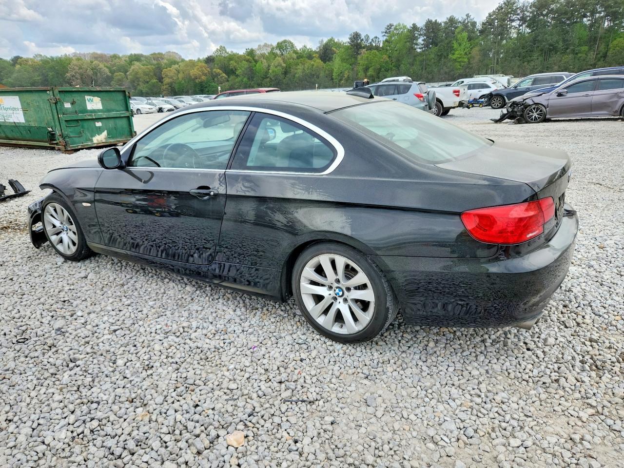 2011 BMW 328 I - Image 2