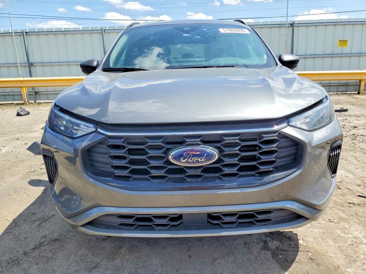 2024 Ford Escape St Line - Фото 5