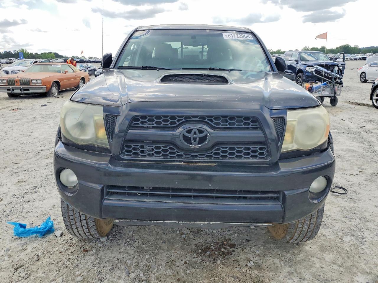 2011 Toyota Tacoma Double Cab - Image 5