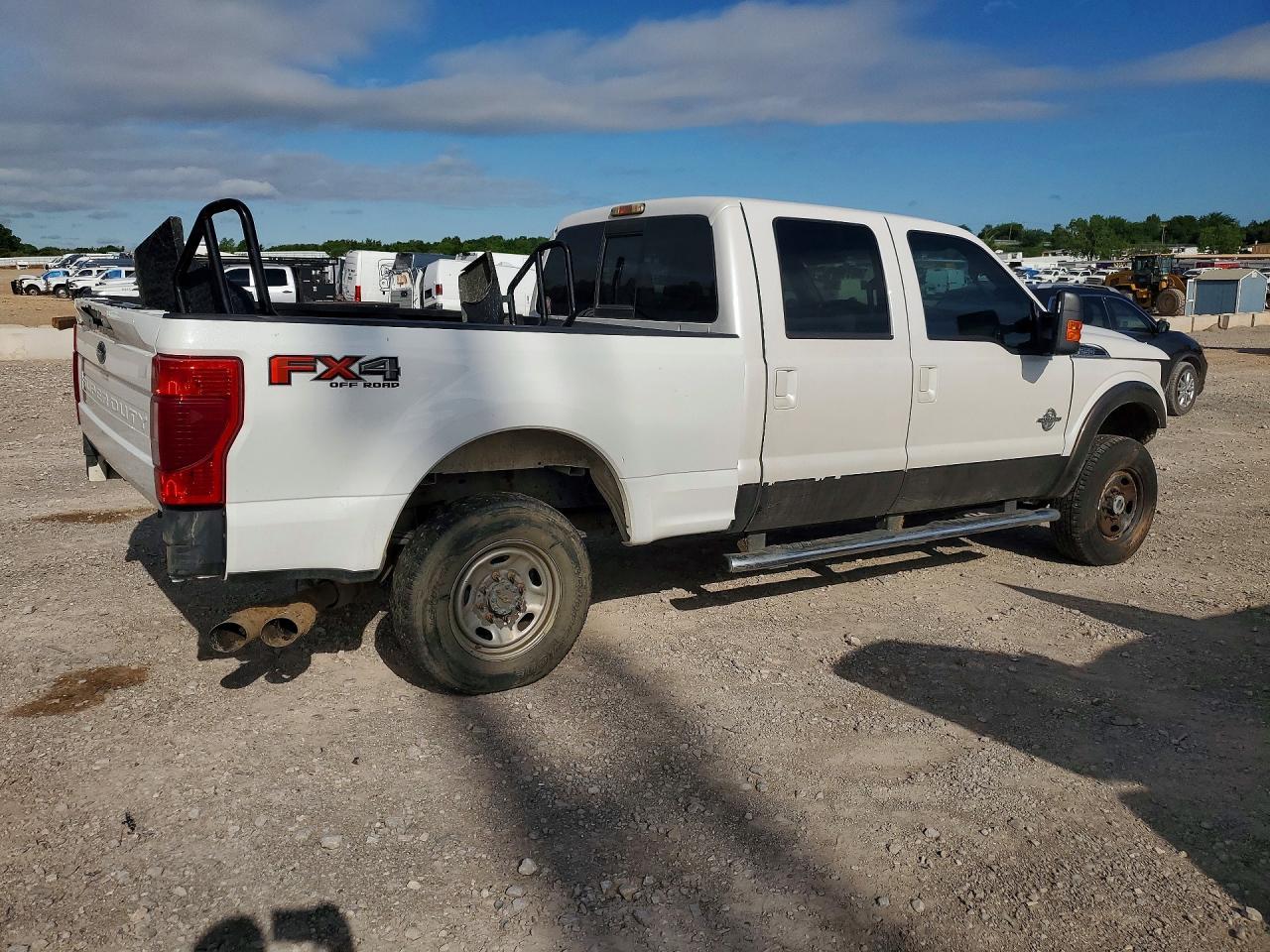 2015 Ford F250 Super Duty - Фото 3