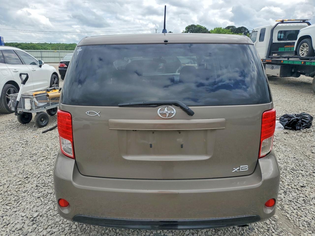 2015 Scion Xb Base - Image 6