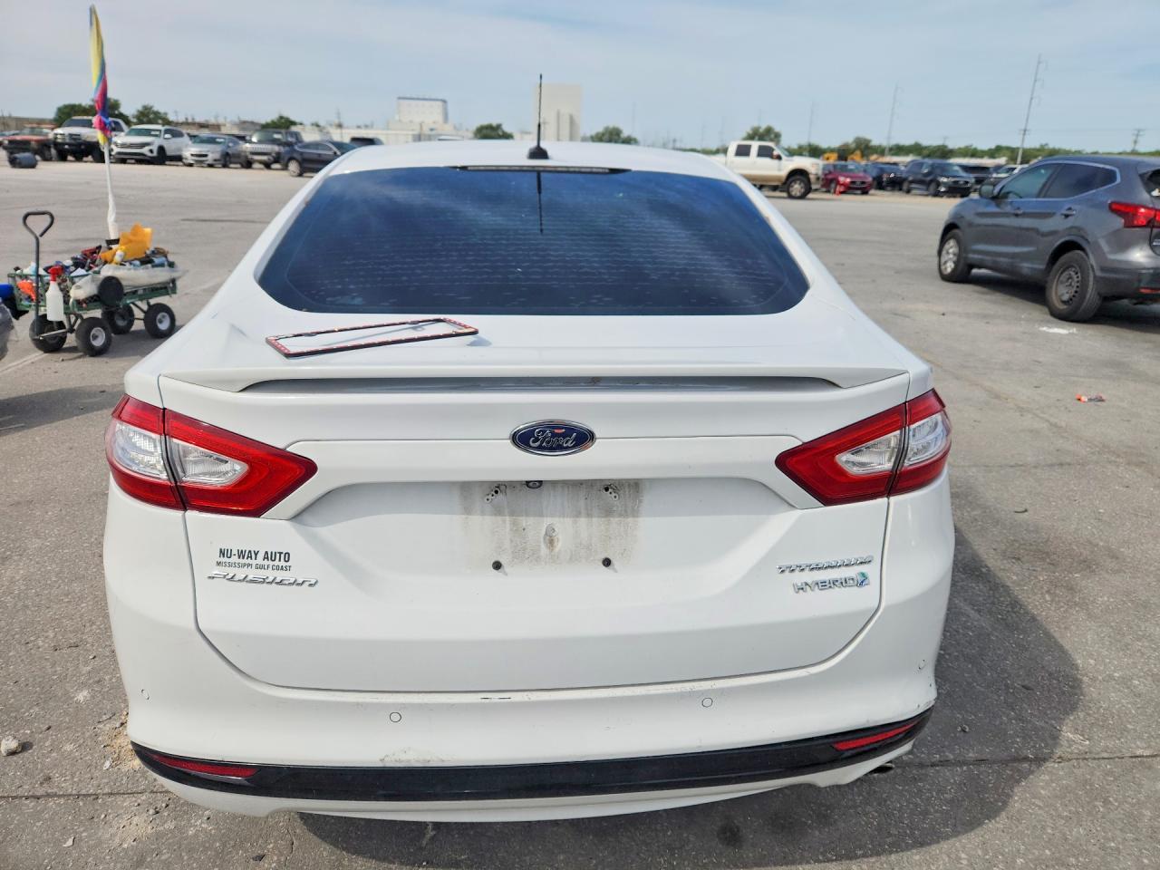 2015 Ford Fusion Titanium Hev - Фото 6