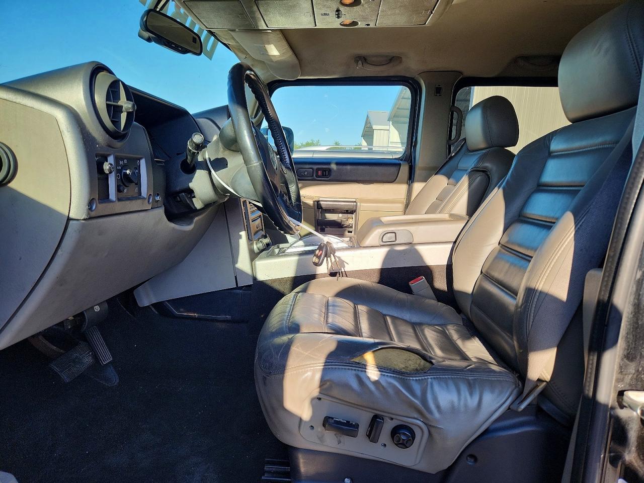 2003 Hummer H2 - Image 7