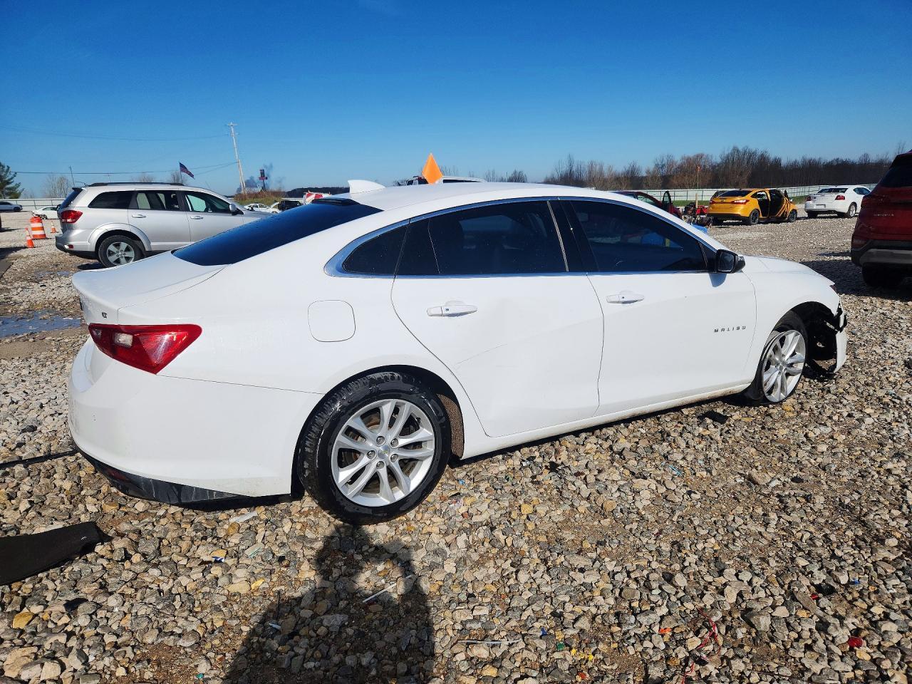 2016 Chevrolet Malibu Lt - Image 3