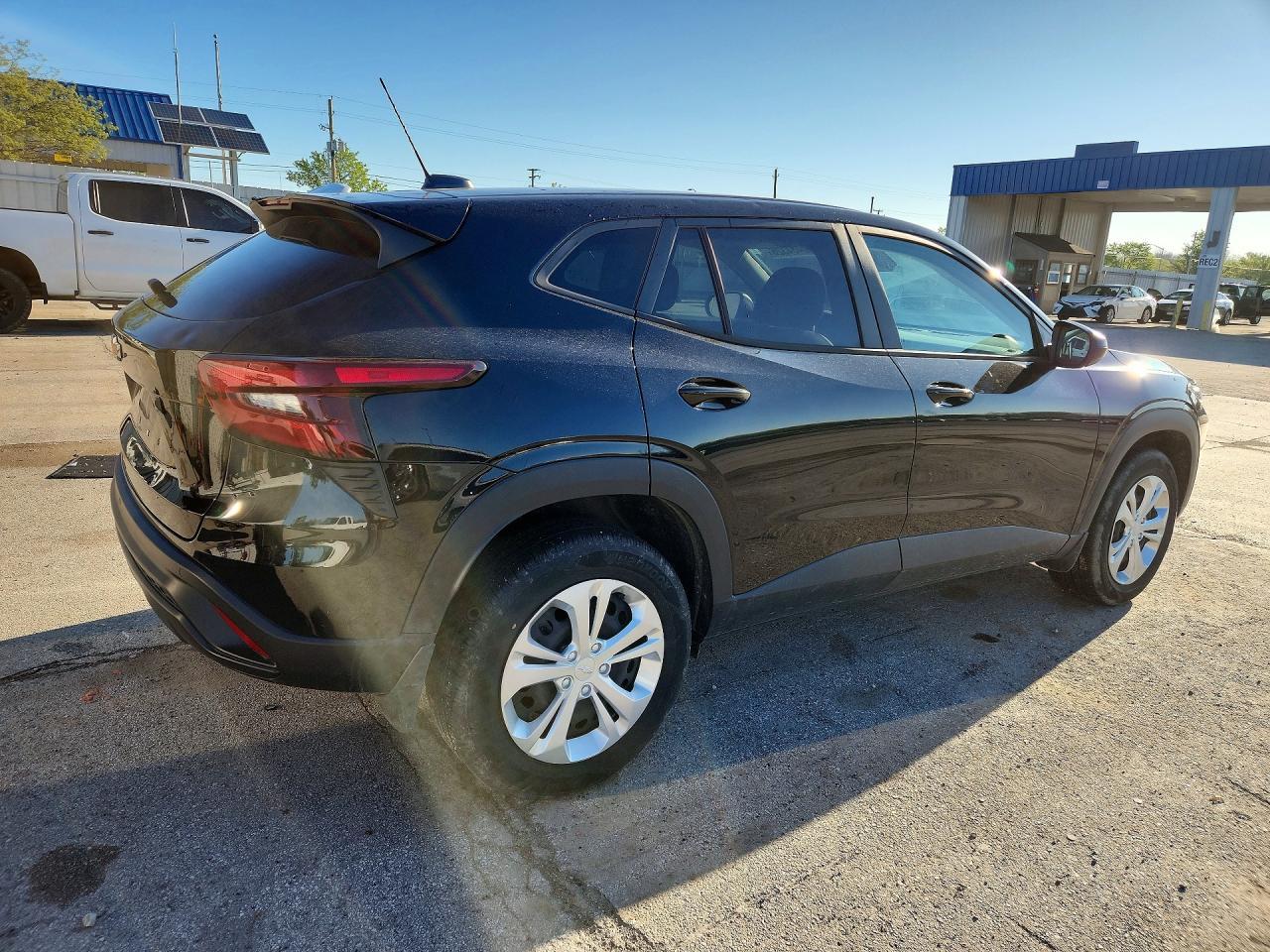 2024 Chevrolet Trax Ls - Image 3