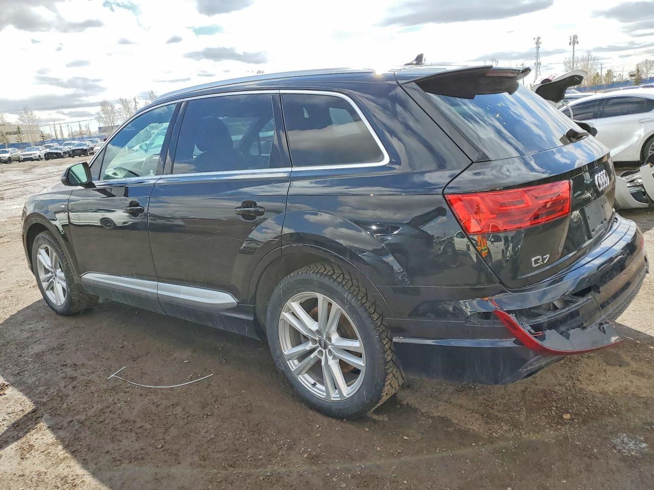 2017 Audi Q7 Technik S-Line - Image 2