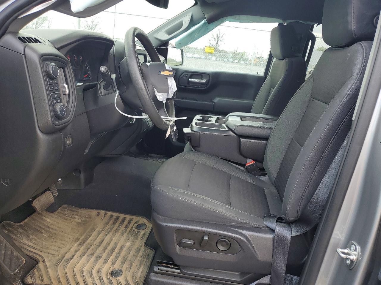 2024 Chevrolet Silverado K1500 Custom - Фото 7