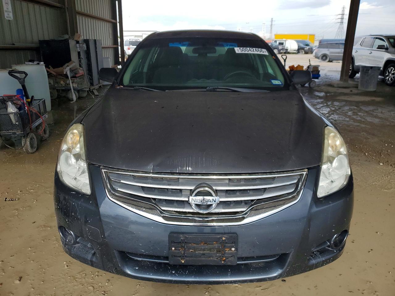2010 Nissan Altima 2.5 - Фото 5