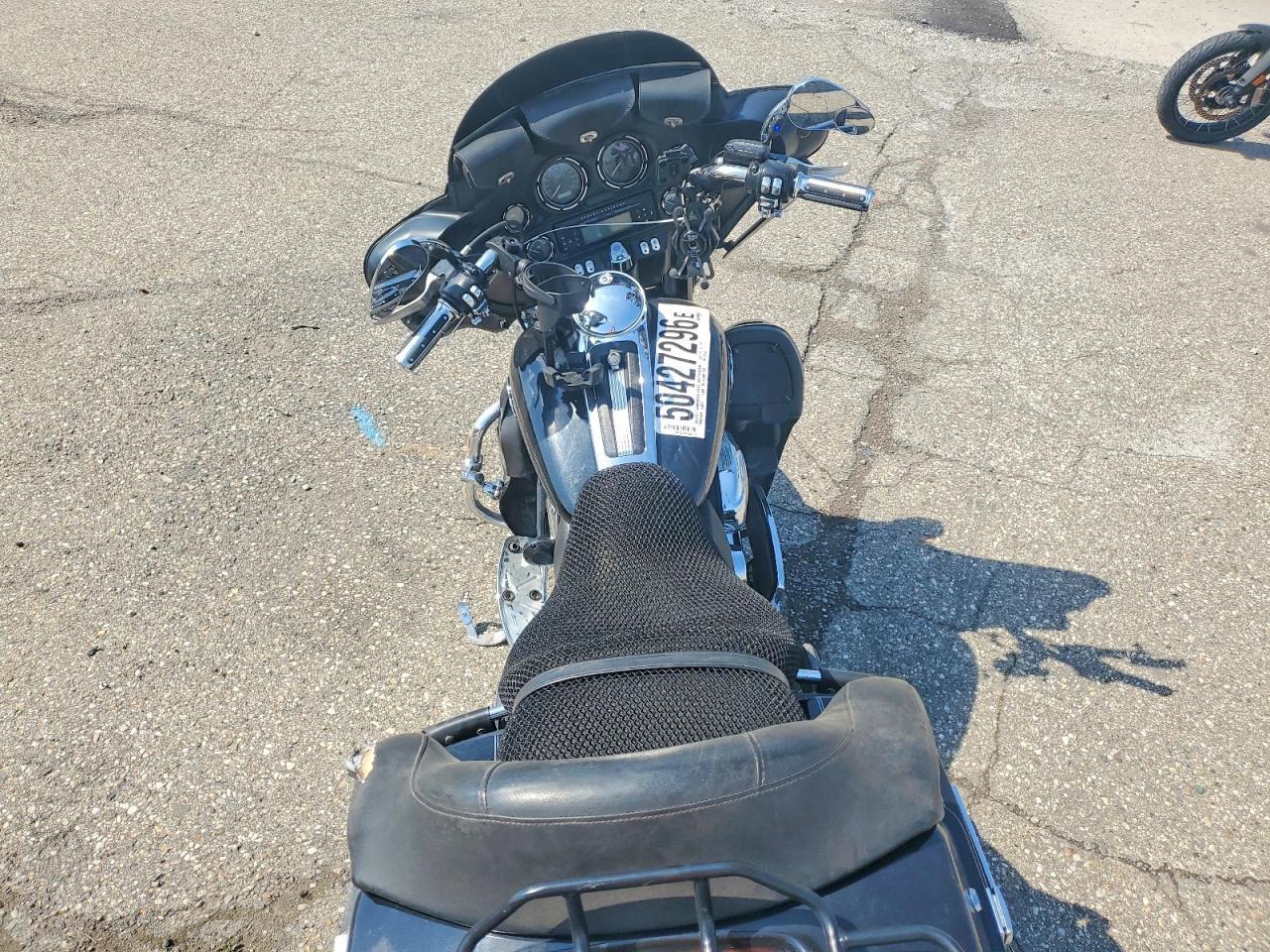 2011 Harley-Davidson Flhtcu - Фото 6