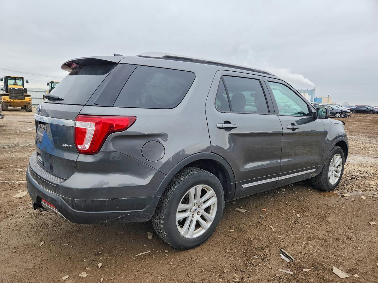 2018 Ford Explorer Xlt - Фото 3